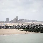 Etage 2 - In Centrum, 300m Zee En Gratis Parking 奥斯滕德