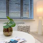 Etage 2 - In Centrum, 300m Zee En Gratis Parking