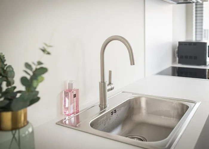 Etage 2 - In Centrum, 300m Zee En Gratis Parking 公寓