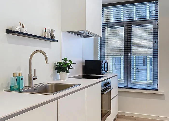 Etage 2 - In Centrum, 300m Zee En Gratis Parking *